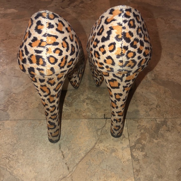 Leopard heels - Picture 3 of 5